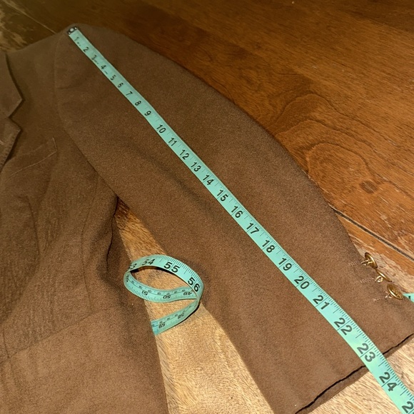 Vivara By Emilio Pucci Wool Cashmere Blazer - Picture 8 of 15